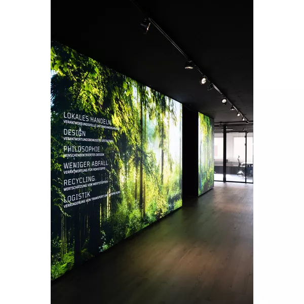 200x250cm - ścienna rama S100T podświetlenie tylne LED, profil czarny