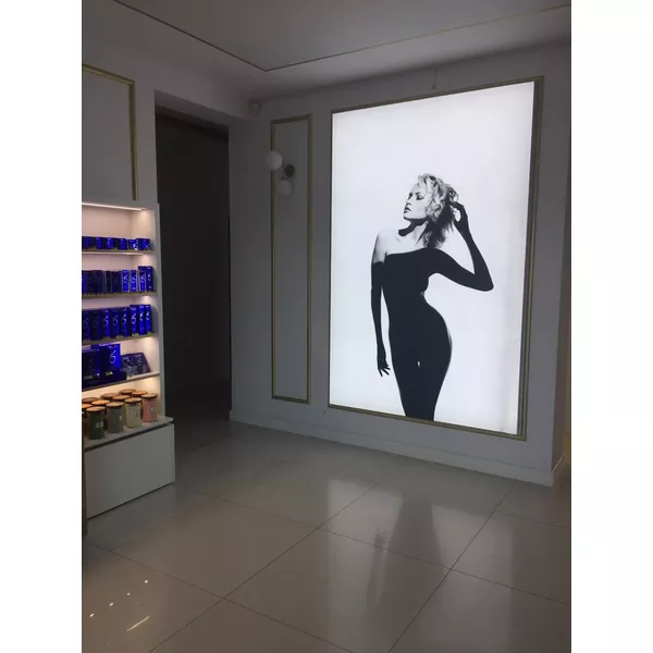 200x250cm - ścienna rama S50T podświetlenie tylne LED, profil czarny
